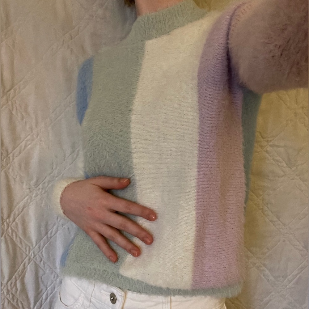 Color block sweater women’s size small